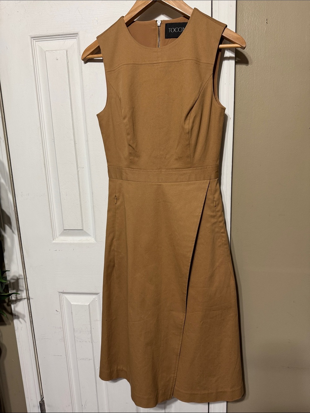 TOCCIN Sleeveless Sheath Midi Dress in Camel Brown C 15 W 13 L 42”